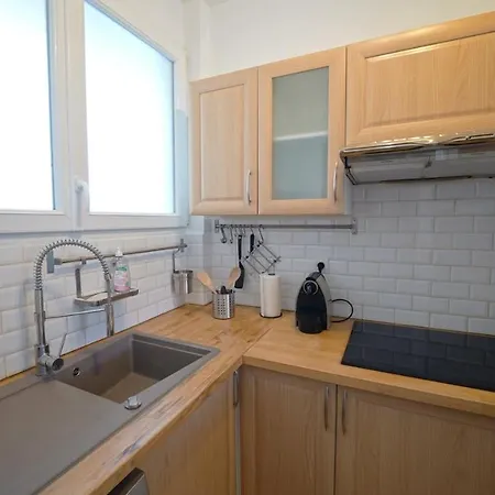 Caen: F2 Cosy Au Coeur Du Centre Apartamento